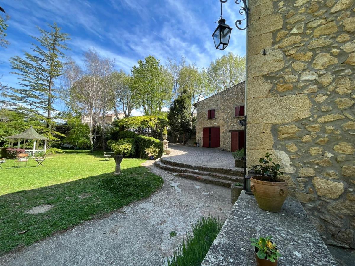 Bed and Breakfast Le Vieux Moulin De Jouques Экстерьер фото