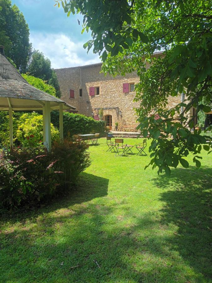 Bed and Breakfast Le Vieux Moulin De Jouques Экстерьер фото
