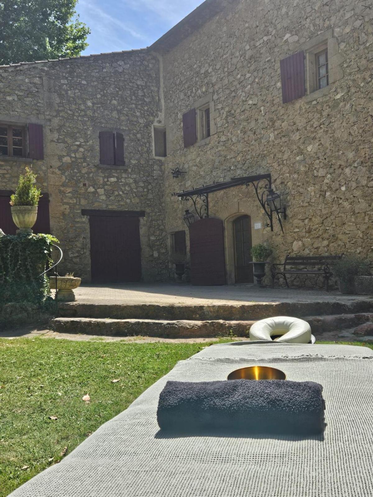 Bed and Breakfast Le Vieux Moulin De Jouques Экстерьер фото