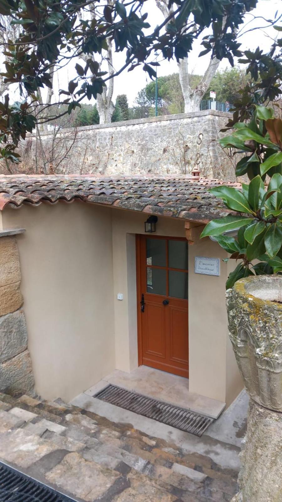 Bed and Breakfast Le Vieux Moulin De Jouques Экстерьер фото
