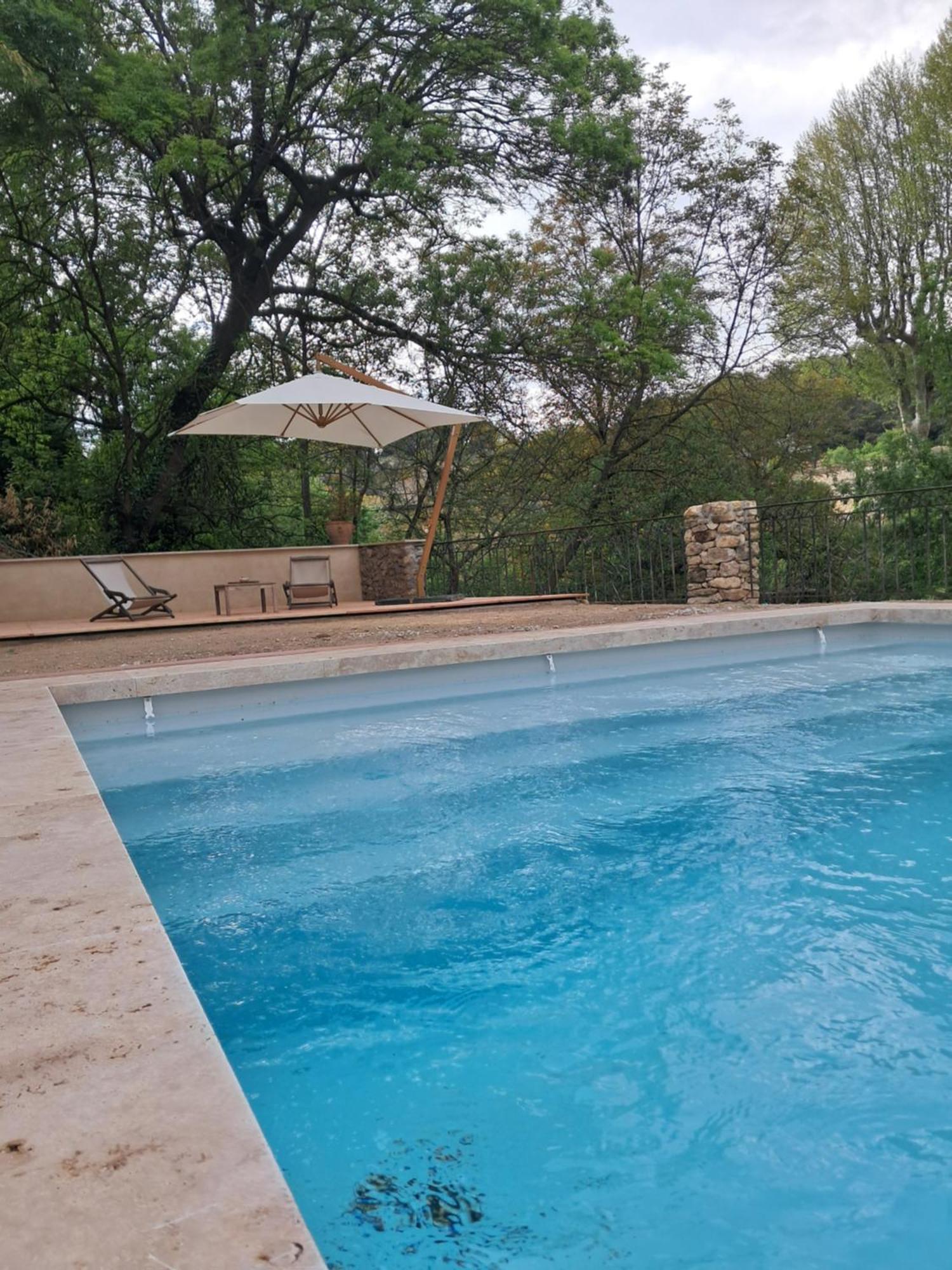 Bed and Breakfast Le Vieux Moulin De Jouques Экстерьер фото